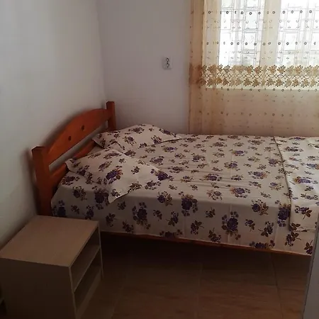 Casa La Bunica * Costinesti